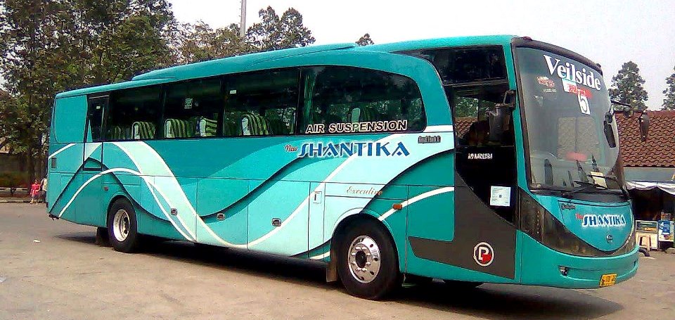 Bus (3/2) 40 Seater